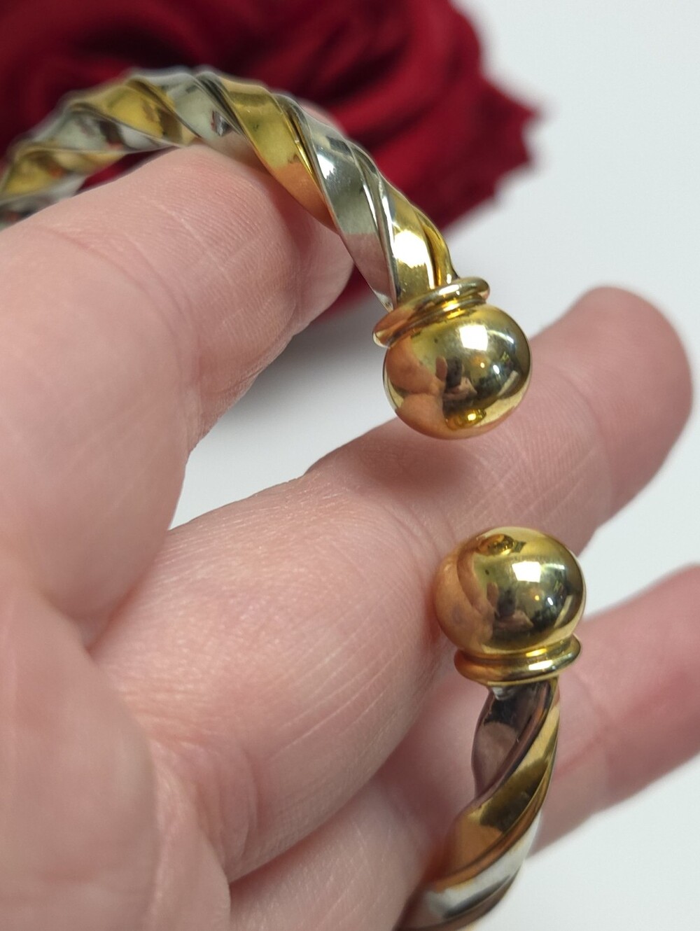 Silver & Gold Tone Twist Rope Style Hinged Bracelet Designer Style - Picture 7 of 10